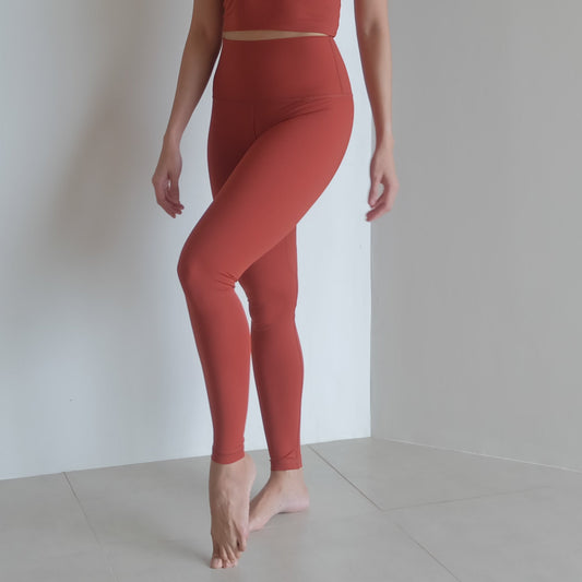 25" inseam leggings in Dark Terracotta