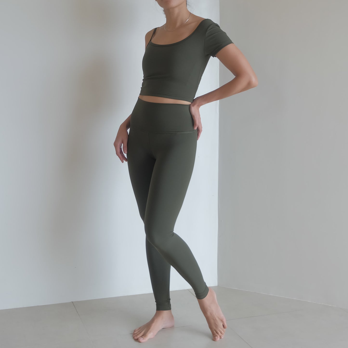 Wanda top in Army Green