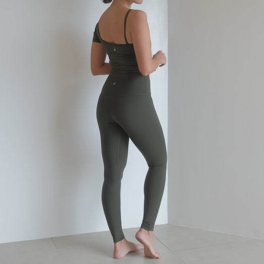 25" inseam leggings in Army Green