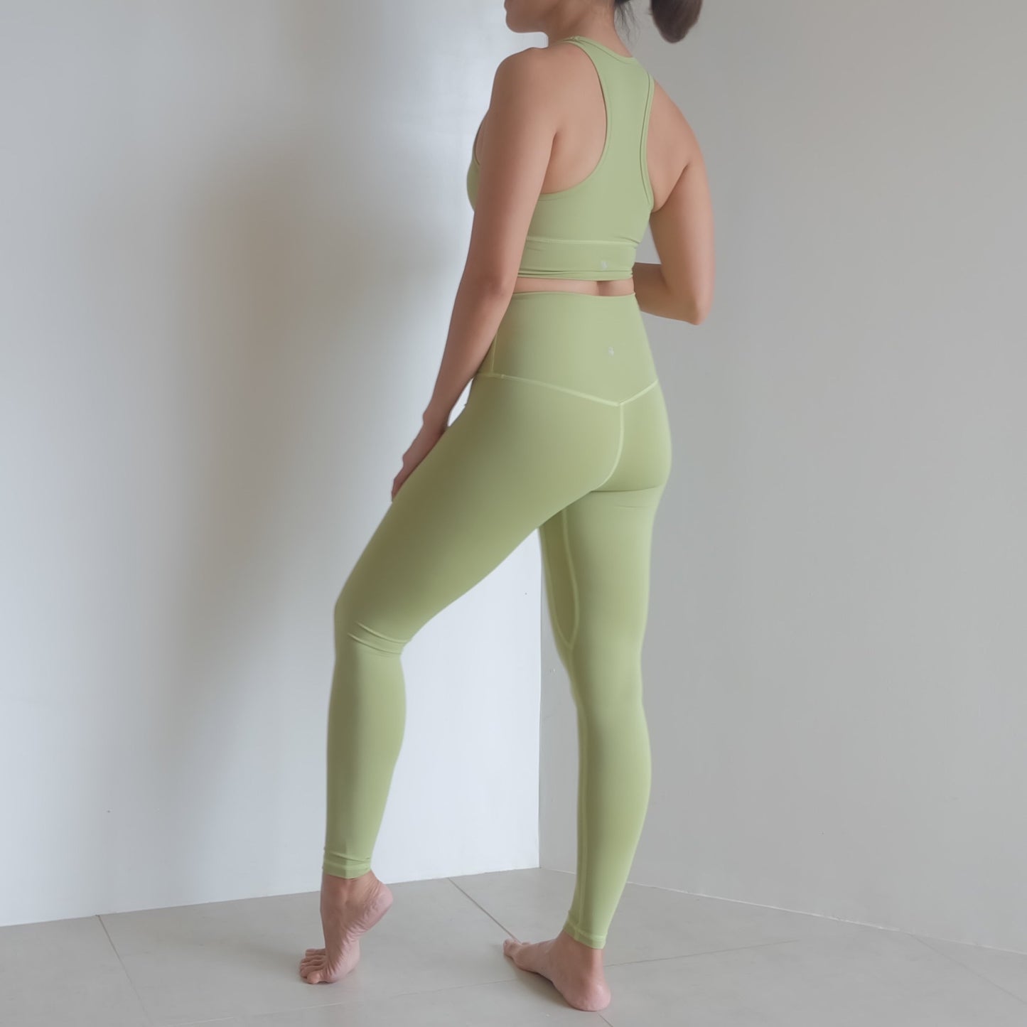 25” inseam leggings in Olive Chiffon